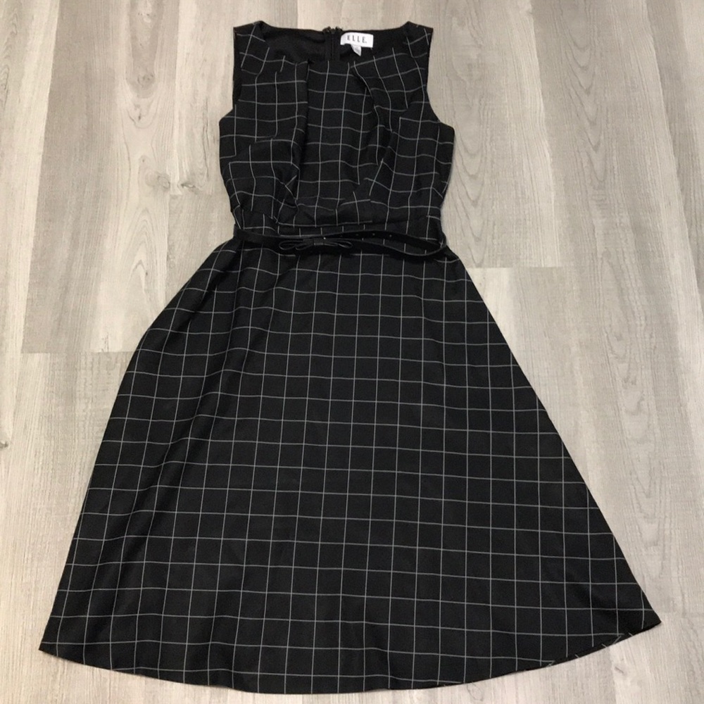 Elle Window Pane Dress with Belt